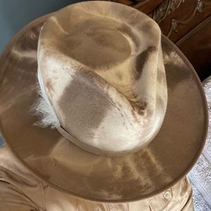 Goorin Bros. 'Affagato' Taupe Hat Size:M 57cm
100% Fur